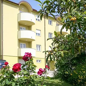 Apartments Verde , Premantura Kroatien